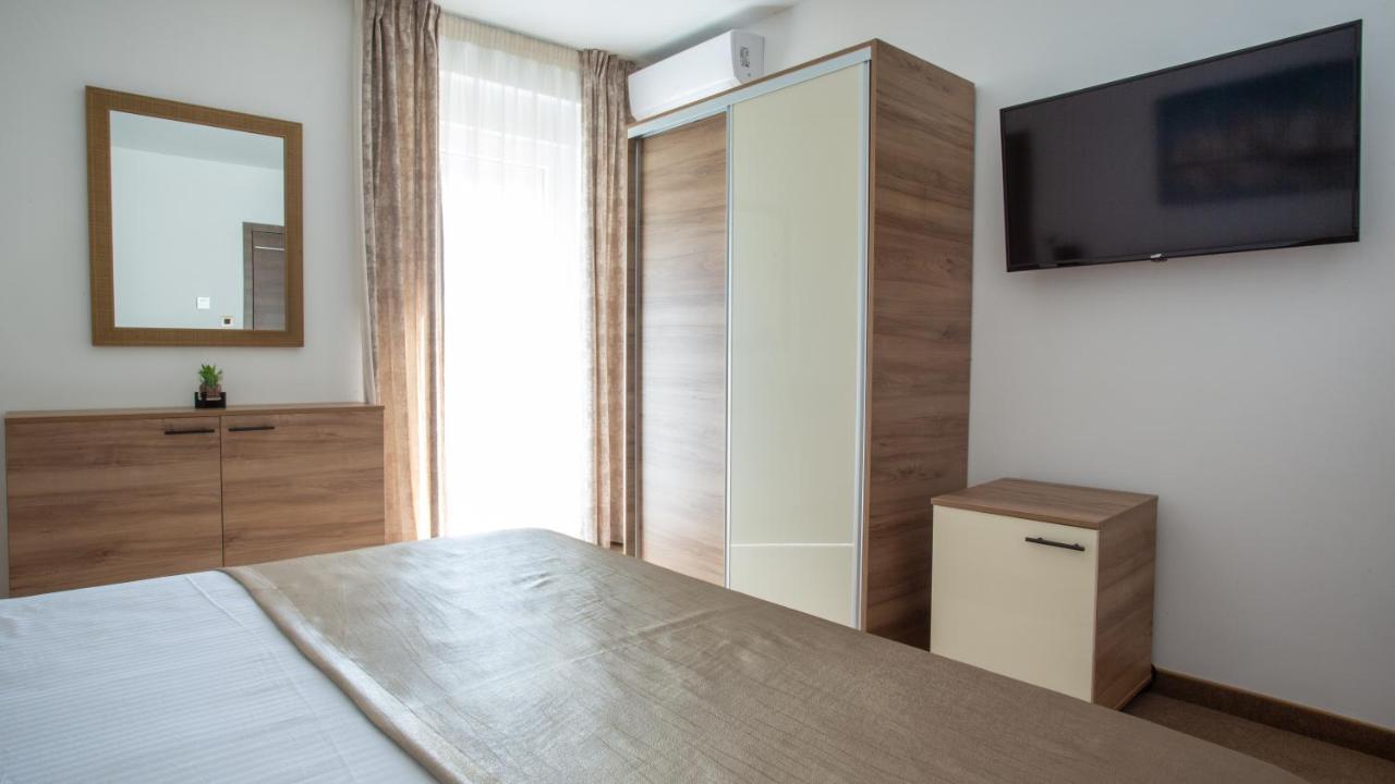 Rooms & Apartments Toni Stobreč Dış mekan fotoğraf