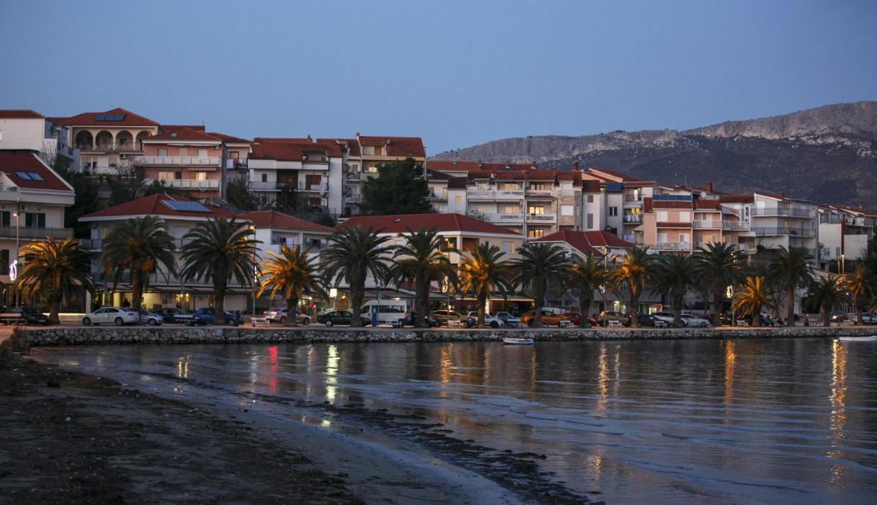 Rooms & Apartments Toni Stobreč Dış mekan fotoğraf